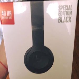 New Beats Solo 3 Black